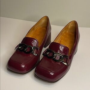 Chie Mihara Bilu grape loafers